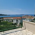 Apartamento Toni Poce 2 *