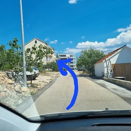 Toni Poce 2 公寓 *