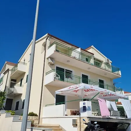 Toni Poce 2 * 普利莫顿