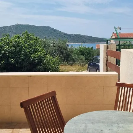 Appartement Toni Poce 2