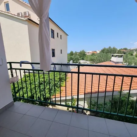 Toni Poce 2 * Primošten