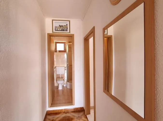 Toni Poce 2 * Primošten