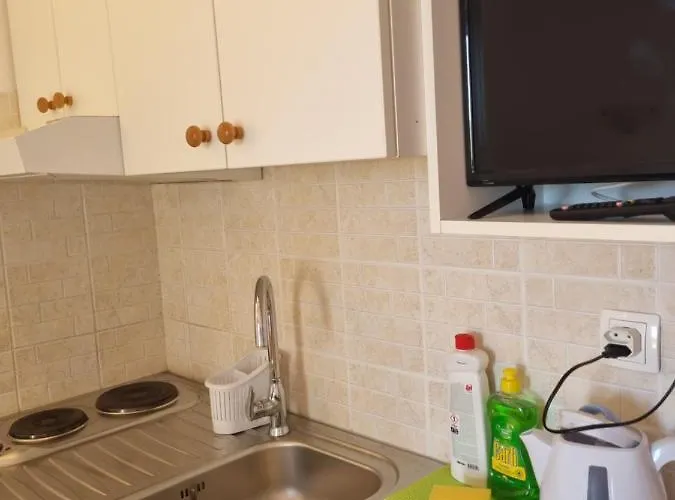 Toni Poce 2 Apartment